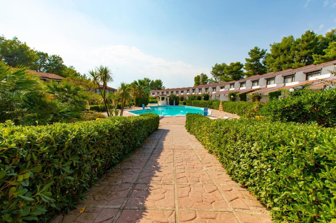 Porto Kaleo Resort Steccato di Cutro Esterno foto