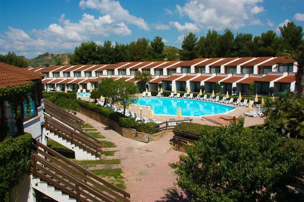 Porto Kaleo Resort Steccato di Cutro Esterno foto